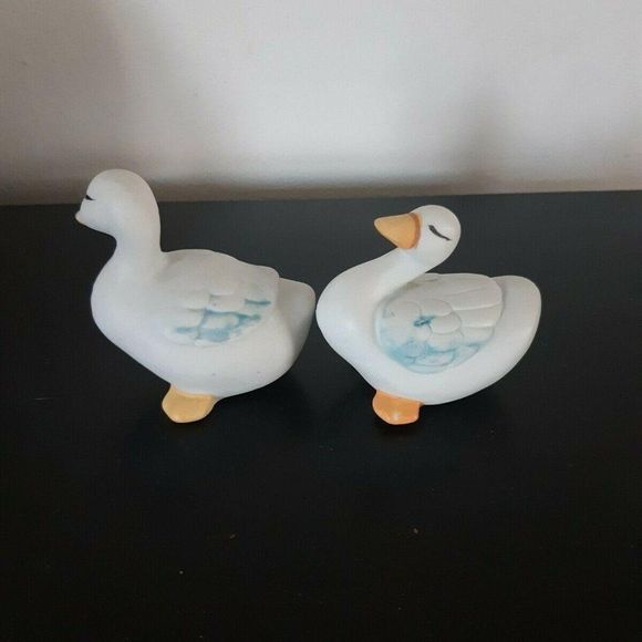 3 for $30 Swan Duck Salt and Pepper Shakers Ceramic Kitchen - Picture 2 of 4
